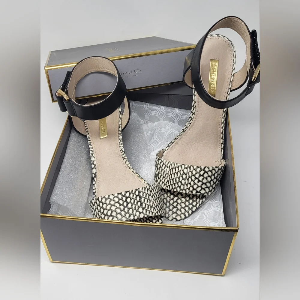 Louise et Cie Black and White Wedge Shoes with Textured Design and Ankle Strap - Picture 12 of 14